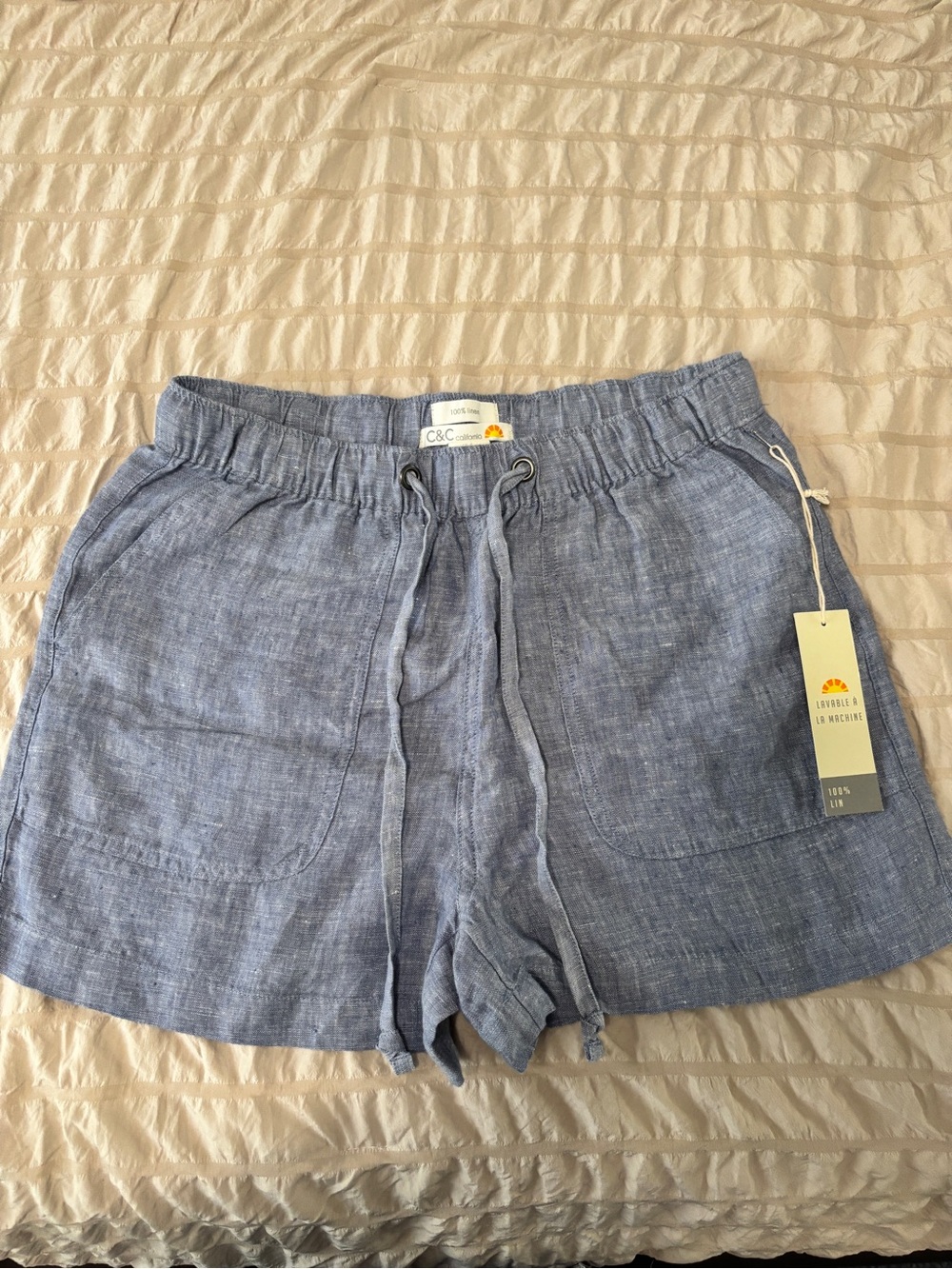 C&C California Women's Light Blue Linen Drawstring Shorts size medium NWT